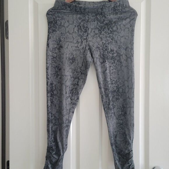 SOCIALITE Leggings size M‎ - Picture 1 of 10